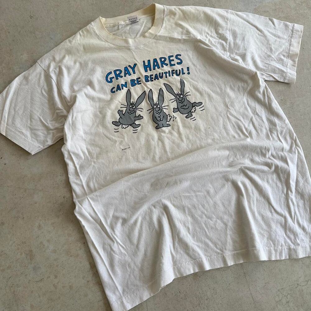 90s Vintage “Gray Hares Can Be Beautiful” Bunny Graphic Tee
